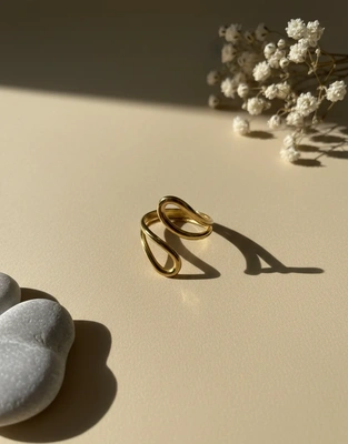 Serenity Curve Open Ring