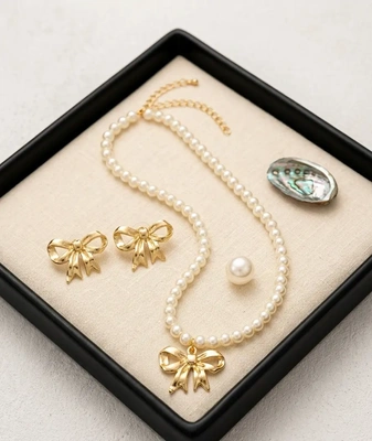 Pearl & Gold Bow Jewellery Set