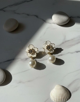 Ivory Bloom Pearl Drop Earrings