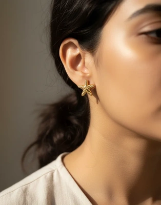Gold Starfish Stud Earrings
