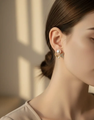 Pearl Flutter Butterfly Studs