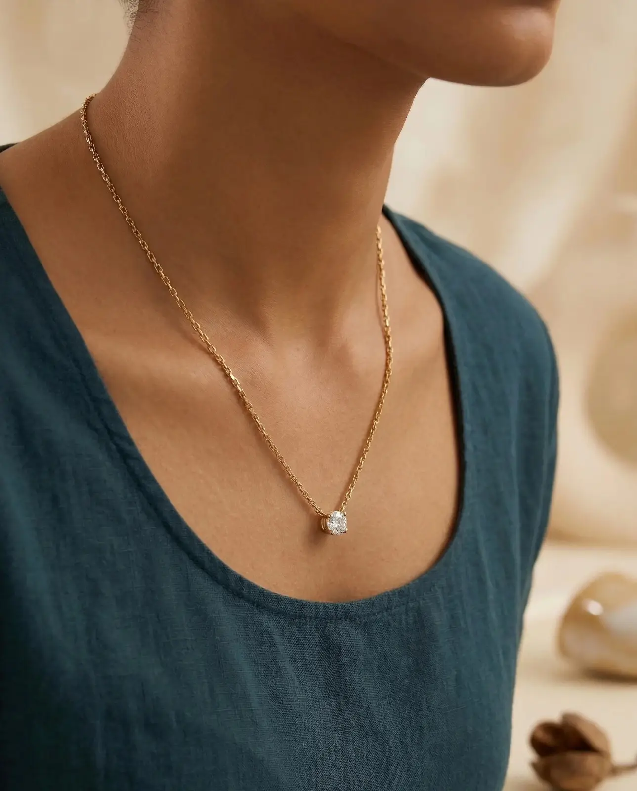 Minimal Crystal Pendant Necklace